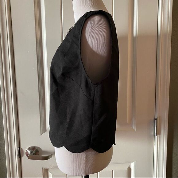 Lush Black Sleeveless Crop Top Beaded Neckline Scalloped Hemline - Picture 7 of 9